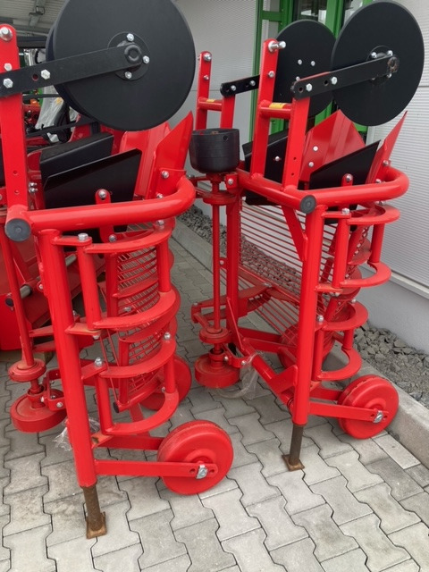 Tehnos IK 1D Kartoffelroder - 콤바인 수확기 : 사진 1 Tehnos IK 1D Kartoffelroder - 콤바인 수확기 : 사진 1