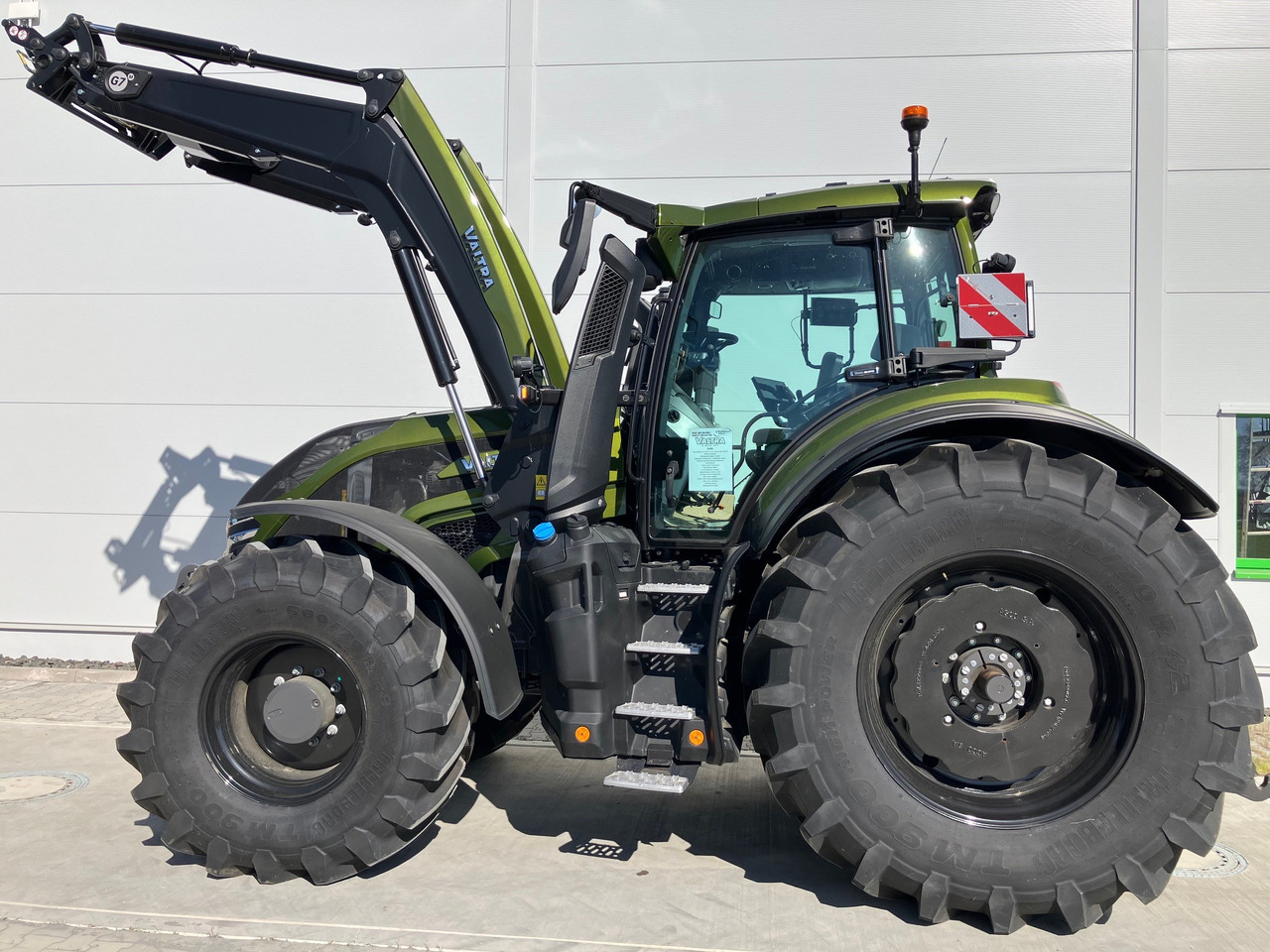Valtra Q285 - 장궤형 트랙터 : 사진 1 Valtra Q285 - 장궤형 트랙터 : 사진 1