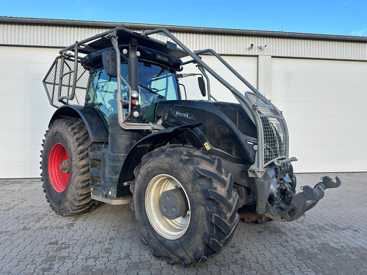Valtra S 374 - 장궤형 트랙터 : 사진 1 Valtra S 374 - 장궤형 트랙터 : 사진 1