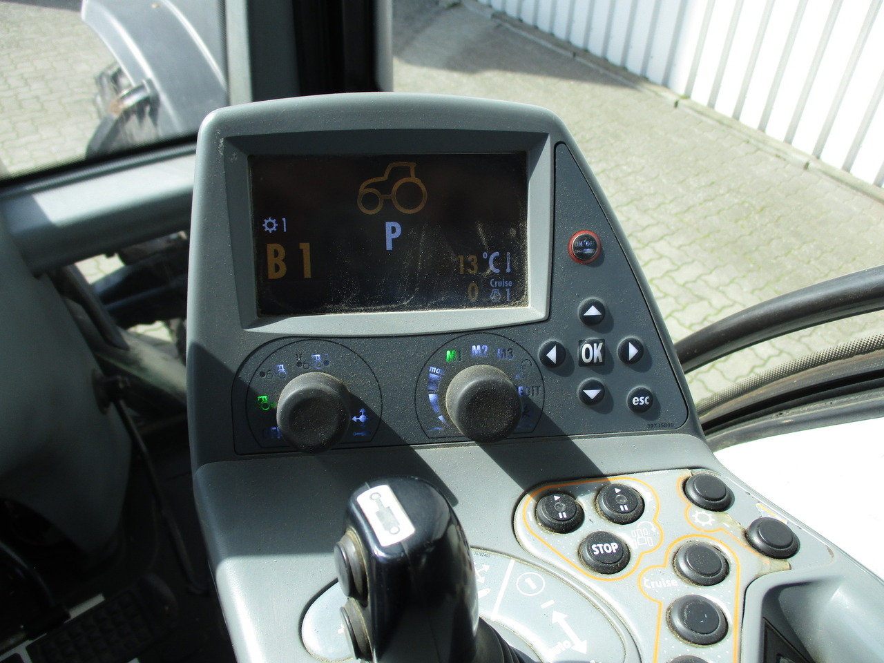 Valtra T 213 - 장궤형 트랙터 : 사진 4 Valtra T 213 - 장궤형 트랙터 : 사진 4