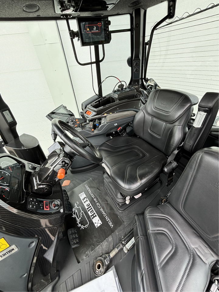 Valtra T 254 V Smart Touch MR19 - 장궤형 트랙터 : 사진 3 Valtra T 254 V Smart Touch MR19 - 장궤형 트랙터 : 사진 3