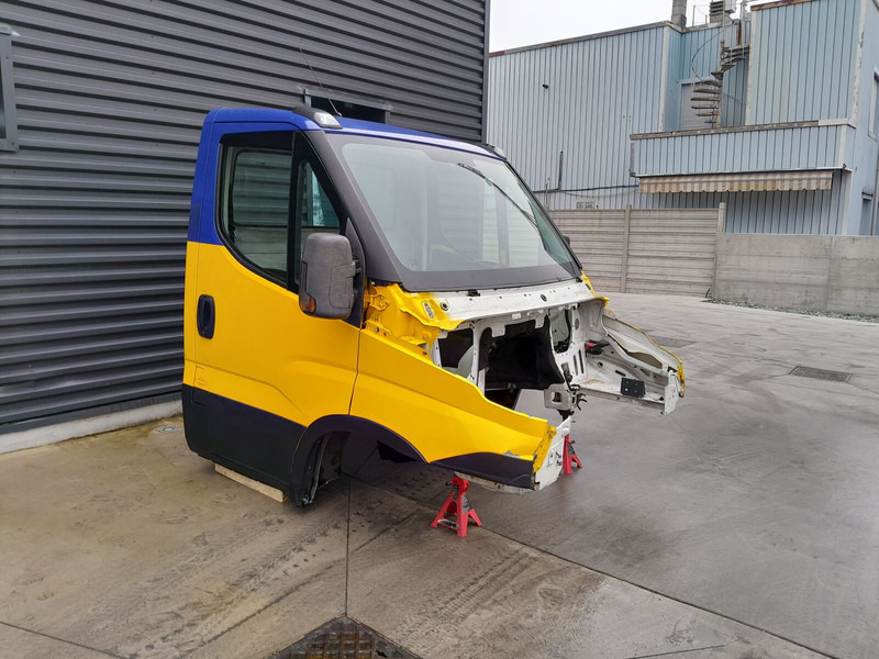 Iveco DAILY - 운전실 및 내부 트럭 용 : 사진 2 Iveco DAILY - 운전실 및 내부 트럭 용 : 사진 2