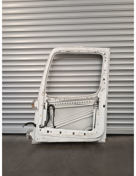 Mercedes-Benz ACTROS AROCS RIGHT SIDE (RH) NAKED - BARE MP4 EURO 6 - 도어 및 부품 트럭 용 : 사진 3 Mercedes-Benz ACTROS AROCS RIGHT SIDE (RH) NAKED - BARE MP4 EURO 6 - 도어 및 부품 트럭 용 : 사진 3