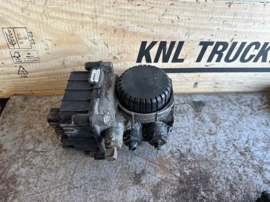 DAF VALVE 2047120 - 브레이크 밸브 트럭 용 : 사진 2 DAF VALVE 2047120 - 브레이크 밸브 트럭 용 : 사진 2