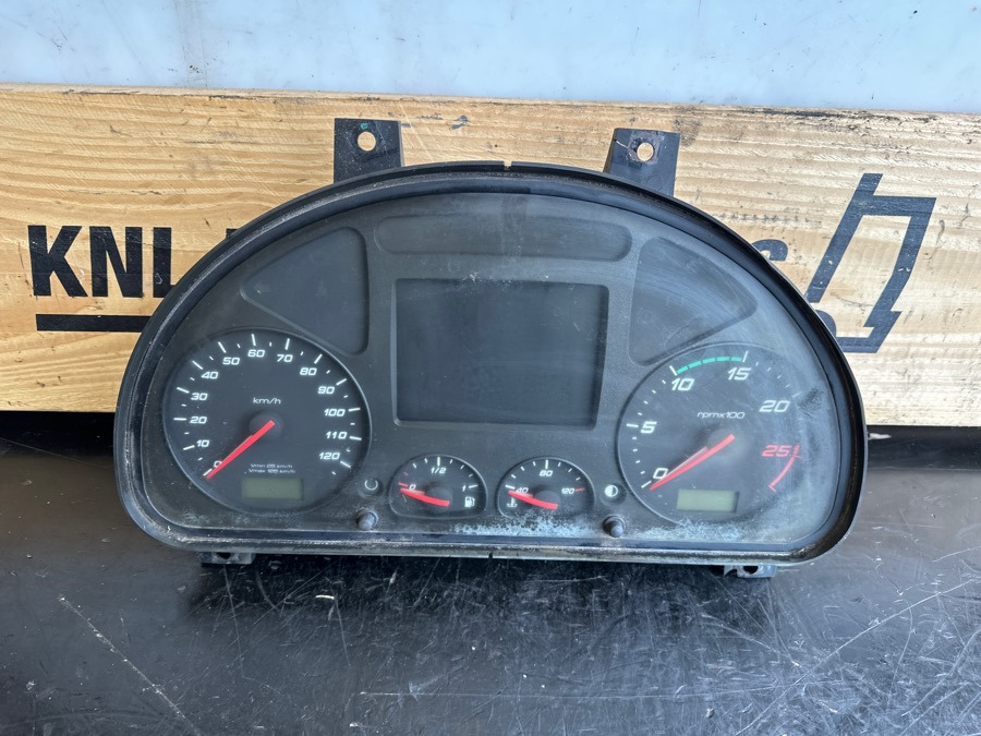 IVECO INSTRUMENT CLUSTER 5801938082 - 운전실 및 내부 트럭 용 : 사진 1 IVECO INSTRUMENT CLUSTER 5801938082 - 운전실 및 내부 트럭 용 : 사진 1