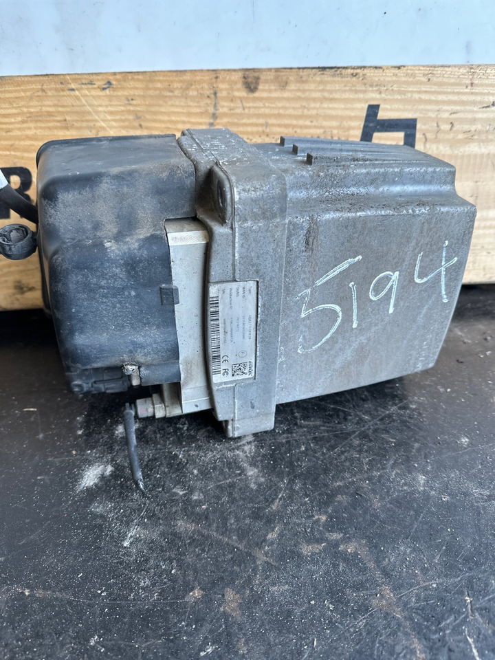 MAN ADBLUE PUMPE 81.15403-6138 - 연료 시스템 트럭 용 : 사진 1 MAN ADBLUE PUMPE 81.15403-6138 - 연료 시스템 트럭 용 : 사진 1