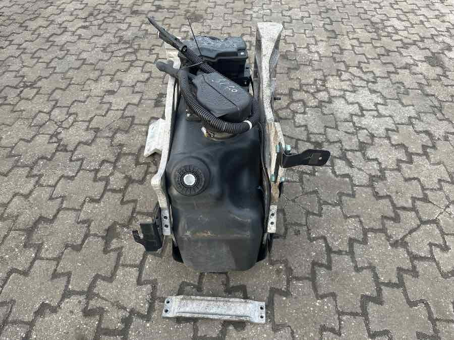 MAN ADBLUE TANK 81.15400-6460 - 연료 시스템 트럭 용 : 사진 2 MAN ADBLUE TANK 81.15400-6460 - 연료 시스템 트럭 용 : 사진 2