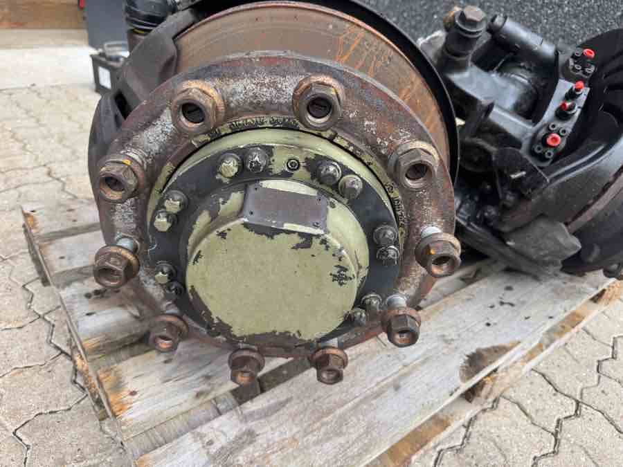 MAN FRONT HUBS 81.36030-0005 + 81.36035-6009 - 휠 허브 트럭 용 : 사진 1 MAN FRONT HUBS 81.36030-0005 + 81.36035-6009 - 휠 허브 트럭 용 : 사진 1