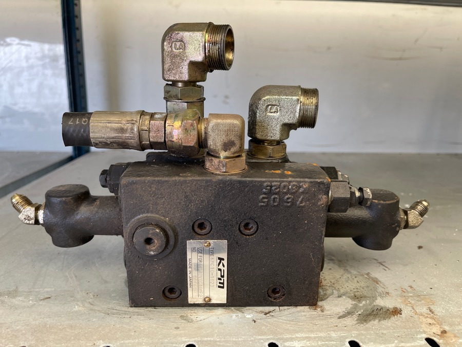 NEW HOLLAND VALVE KPM VENTIL TYPE :KMC10-1023 - 브레이크 밸브 트럭 용 : 사진 2 NEW HOLLAND VALVE KPM VENTIL TYPE :KMC10-1023 - 브레이크 밸브 트럭 용 : 사진 2