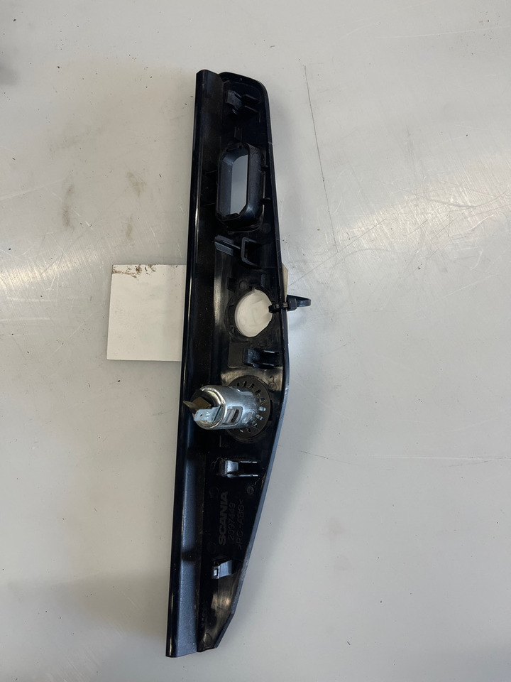 SCANIA PANEL 2097449 - 대시보드 트럭 용 : 사진 2 SCANIA PANEL 2097449 - 대시보드 트럭 용 : 사진 2
