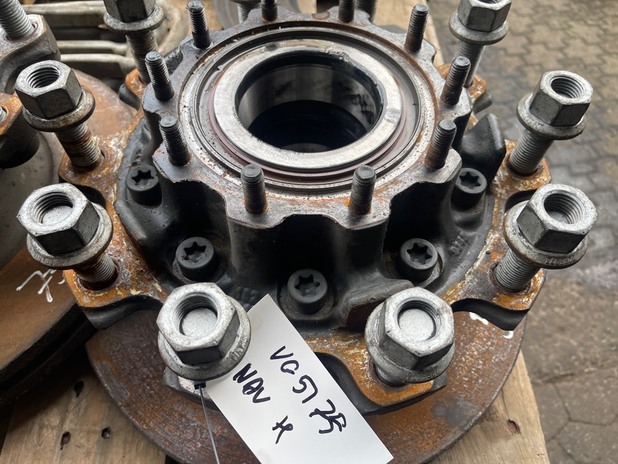 SCANIA REAR HUB 2603319 - 휠 허브 트럭 용 : 사진 1 SCANIA REAR HUB 2603319 - 휠 허브 트럭 용 : 사진 1