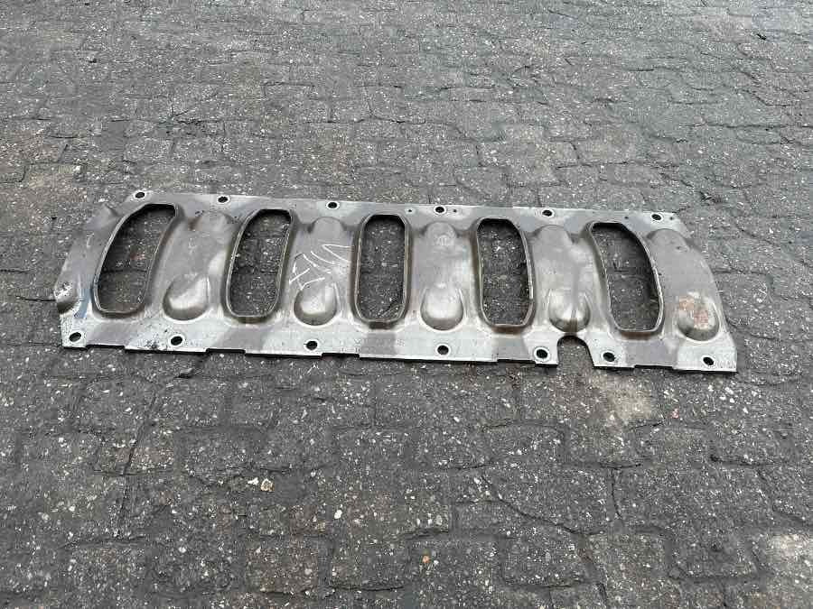 VOLVO BRACKET FRAME 20722628 - 프레임/ 시 트럭 용 : 사진 1 VOLVO BRACKET FRAME 20722628 - 프레임/ 시 트럭 용 : 사진 1