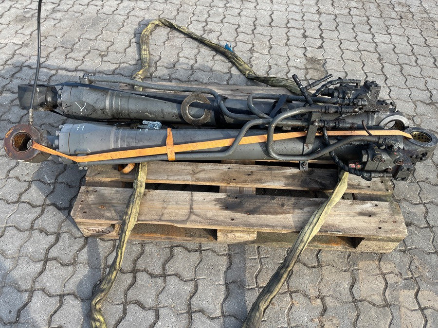 VOLVO CONSTRUCTION EXCAVATOR ECR145 BOOM CYLINDERS - 예비 부속 크롤러 굴삭기 용 : 사진 1 VOLVO CONSTRUCTION EXCAVATOR ECR145 BOOM CYLINDERS - 예비 부속 크롤러 굴삭기 용 : 사진 1