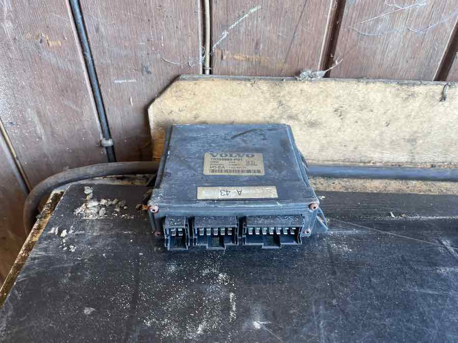 VOLVO ECU 70395989 - ECU 버스 용 : 사진 1 VOLVO ECU 70395989 - ECU 버스 용 : 사진 1