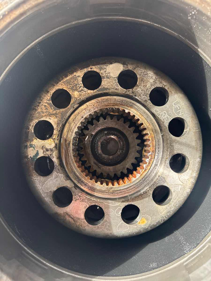 VOLVO HUBREDUCTION 21942659 - 휠 허브 트럭 용 : 사진 3 VOLVO HUBREDUCTION 21942659 - 휠 허브 트럭 용 : 사진 3