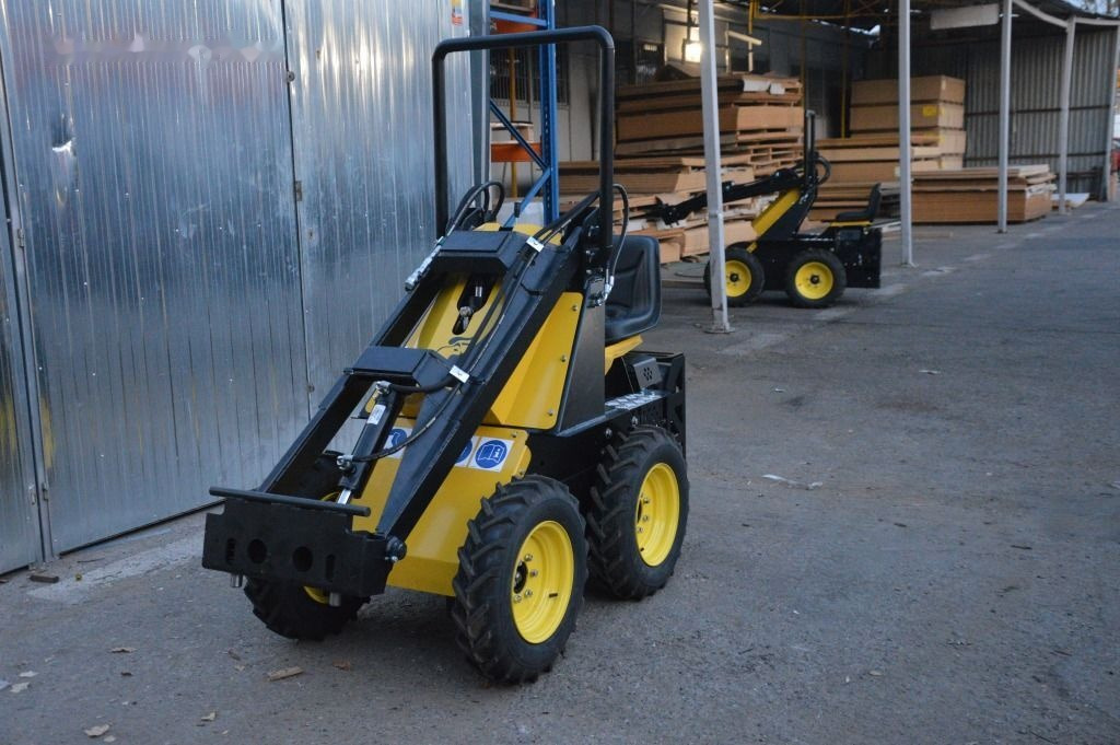 Tur Poland Miniradlader Miniloader Mini hoflader TUR N 520 - 스키드 스티어 로더 : 사진 3 Tur Poland Miniradlader Miniloader Mini hoflader TUR N 520 - 스키드 스티어 로더 : 사진 3