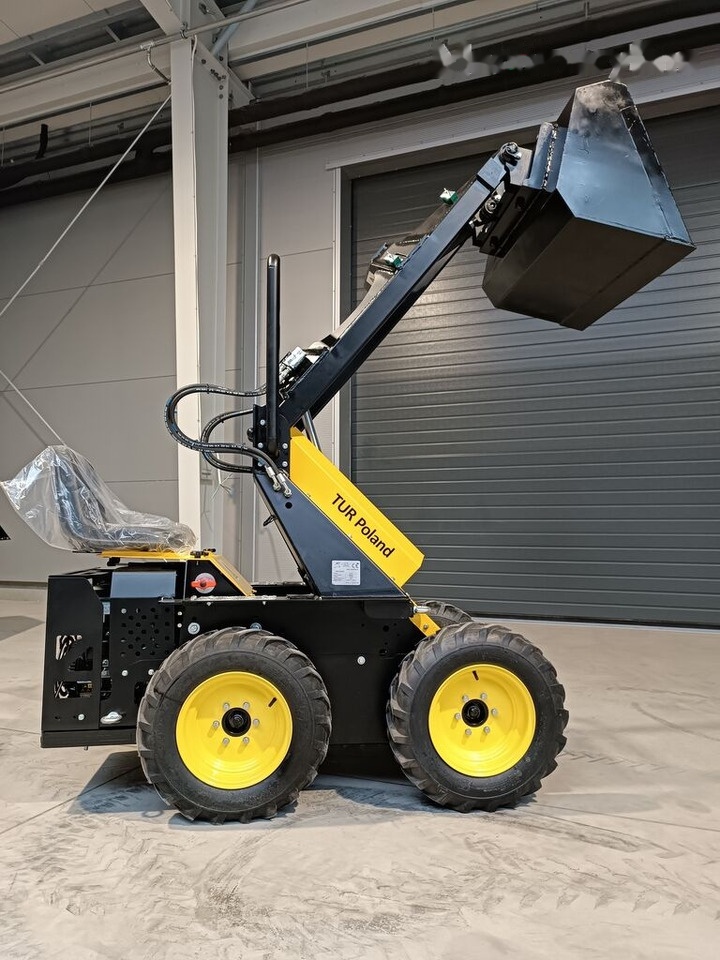Tur Poland N520 Miniradlader Mini Hoflader Mini Lader - 스키드 스티어 로더 : 사진 3 Tur Poland N520 Miniradlader Mini Hoflader Mini Lader - 스키드 스티어 로더 : 사진 3