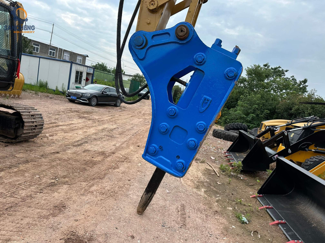 CAT 320CL crawler excavator with hammer - 크롤러 굴삭기 : 사진 5 CAT 320CL crawler excavator with hammer - 크롤러 굴삭기 : 사진 5