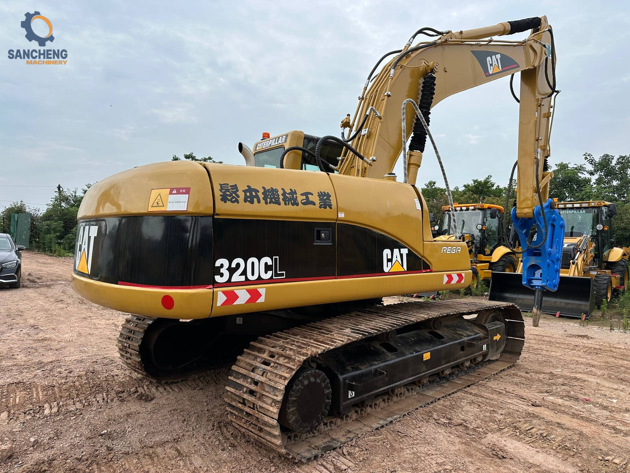 CAT 320CL with hammer - 크롤러 굴삭기 : 사진 1 CAT 320CL with hammer - 크롤러 굴삭기 : 사진 1
