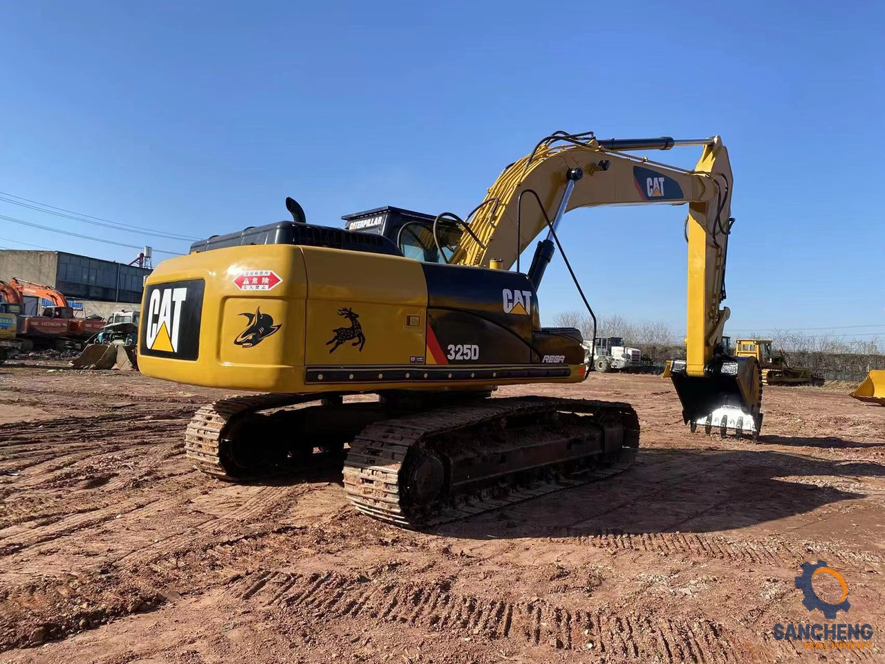 CAT 325D - 굴착기 : 사진 2 CAT 325D - 굴착기 : 사진 2