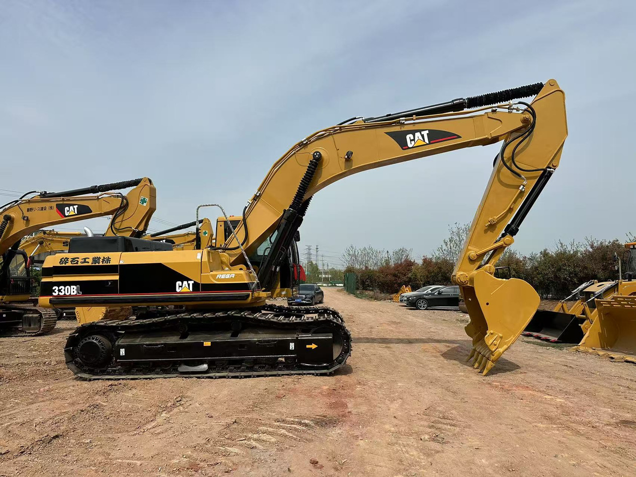 CAT 330BL - 크롤러 굴삭기 : 사진 1 CAT 330BL - 크롤러 굴삭기 : 사진 1