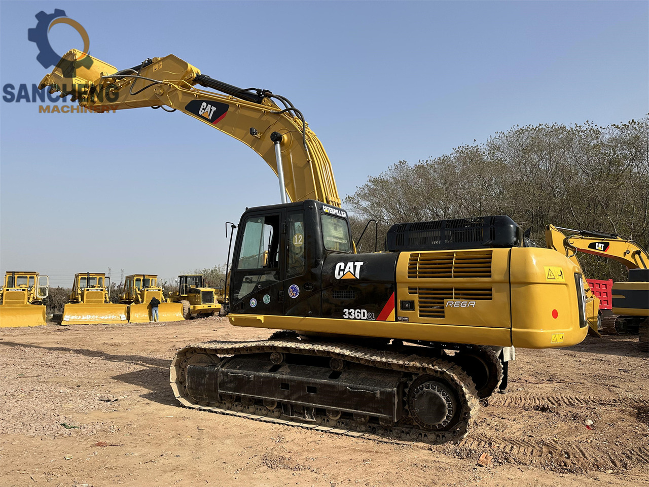 CAT 336D2L - 굴착기 : 사진 3 CAT 336D2L - 굴착기 : 사진 3