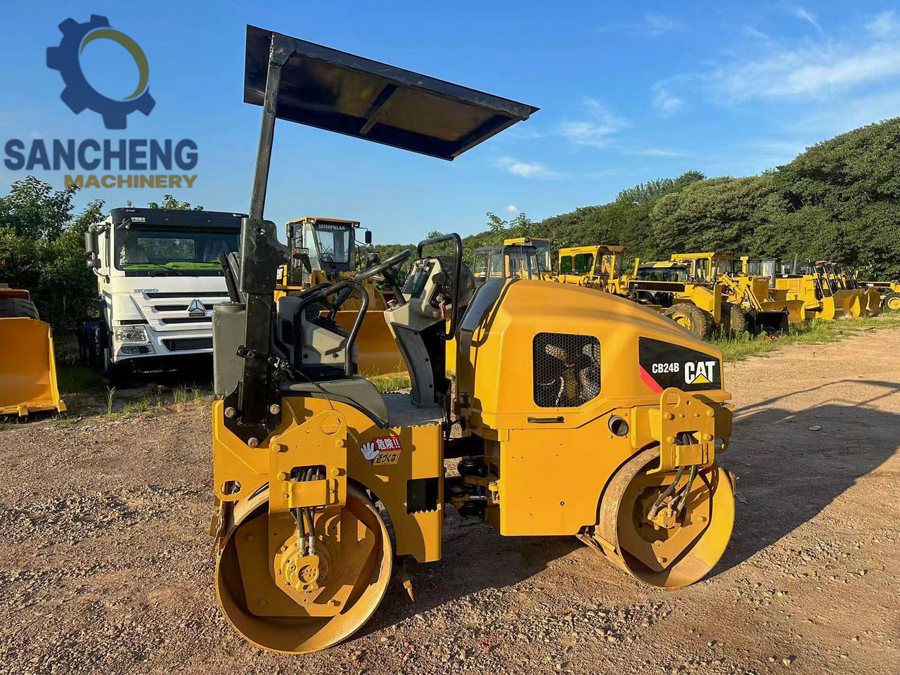 CAT CB24B - 롤러 : 사진 5 CAT CB24B - 롤러 : 사진 5