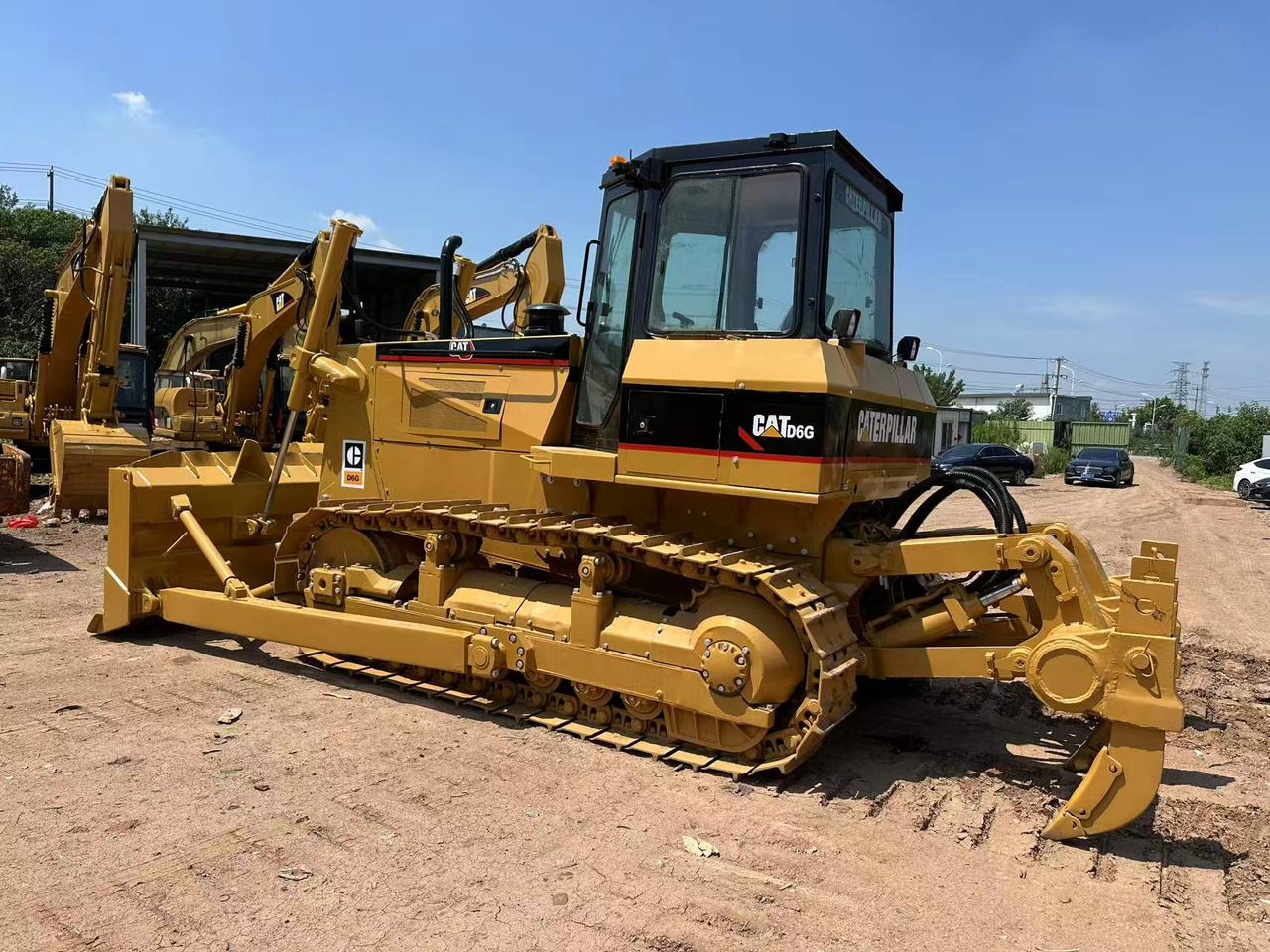 CAT D6G - 불도저 : 사진 1 CAT D6G - 불도저 : 사진 1