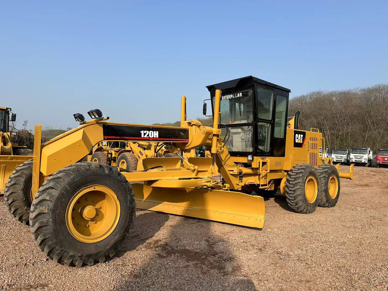 CATERPILLAR 120H - 그레이더 : 사진 4 CATERPILLAR 120H - 그레이더 : 사진 4