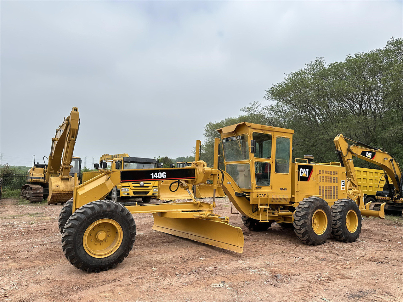 CATERPILLAR 140G - 그레이더 : 사진 4 CATERPILLAR 140G - 그레이더 : 사진 4