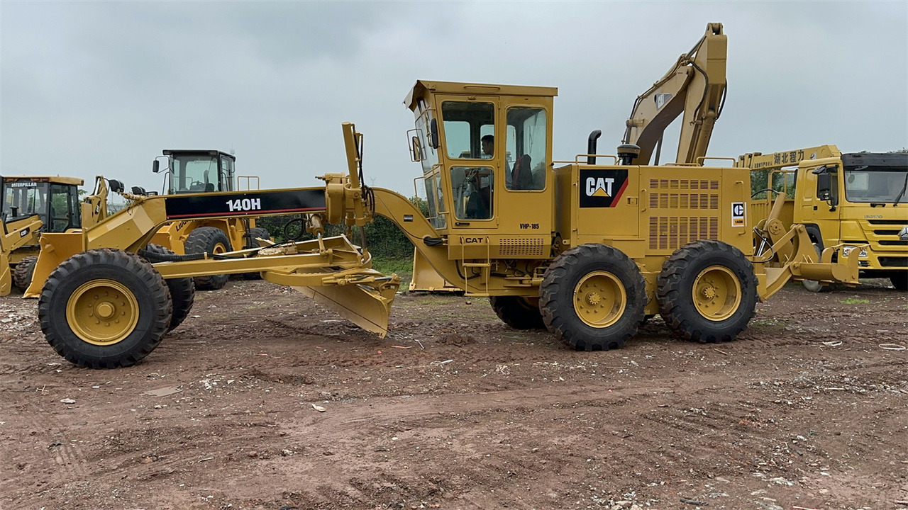 CATERPILLAR 140H - 그레이더 : 사진 1 CATERPILLAR 140H - 그레이더 : 사진 1