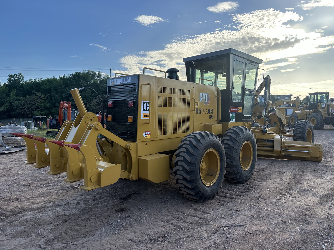 그레이더 CATERPILLAR 140K : 사진 7
