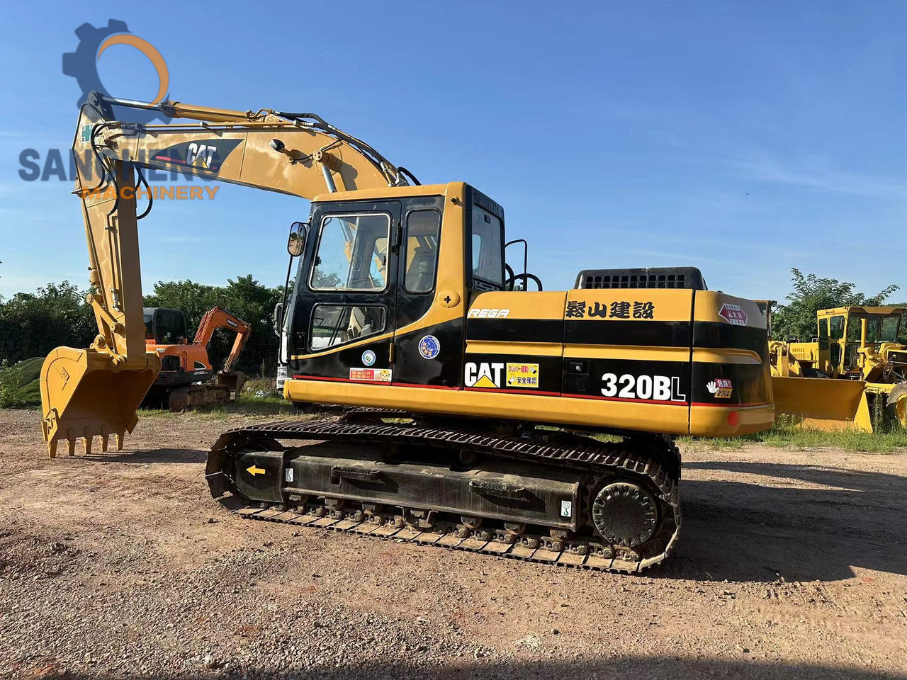 CATERPILLAR 320B excavator - 크롤러 굴삭기 : 사진 1 CATERPILLAR 320B excavator - 크롤러 굴삭기 : 사진 1