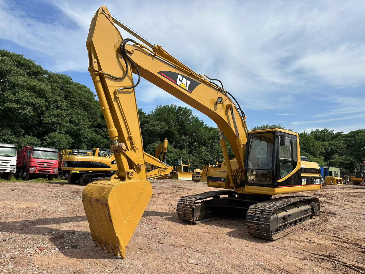 CATERPILLAR 320BL excavator - 굴착기 : 사진 4 CATERPILLAR 320BL excavator - 굴착기 : 사진 4
