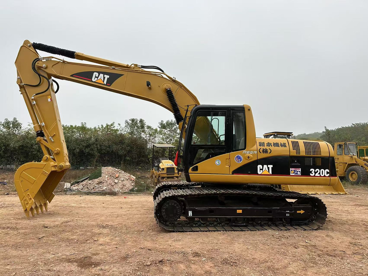 CATERPILLAR 320CL - 크롤러 굴삭기 : 사진 1 CATERPILLAR 320CL - 크롤러 굴삭기 : 사진 1