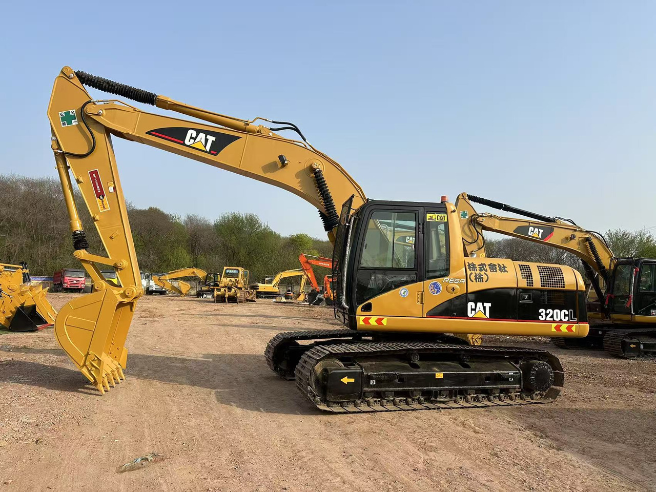 CATERPILLAR 320C - 크롤러 굴삭기 : 사진 1 CATERPILLAR 320C - 크롤러 굴삭기 : 사진 1