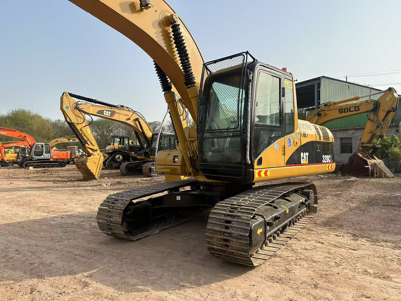 CATERPILLAR 320C - 크롤러 굴삭기 : 사진 4 CATERPILLAR 320C - 크롤러 굴삭기 : 사진 4