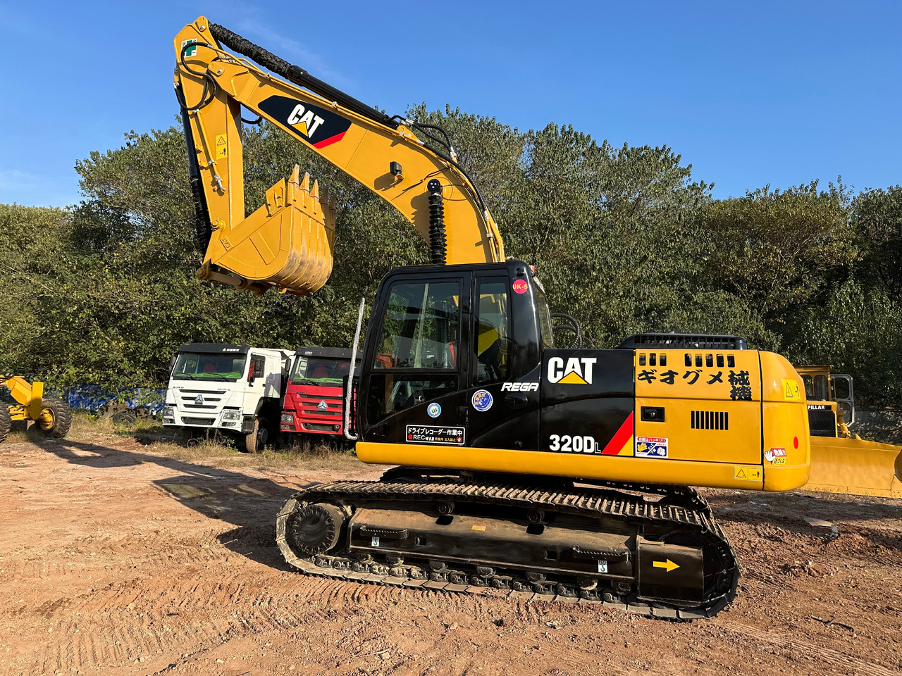 CATERPILLAR 320D2L excavator - 크롤러 굴삭기 : 사진 1 CATERPILLAR 320D2L excavator - 크롤러 굴삭기 : 사진 1