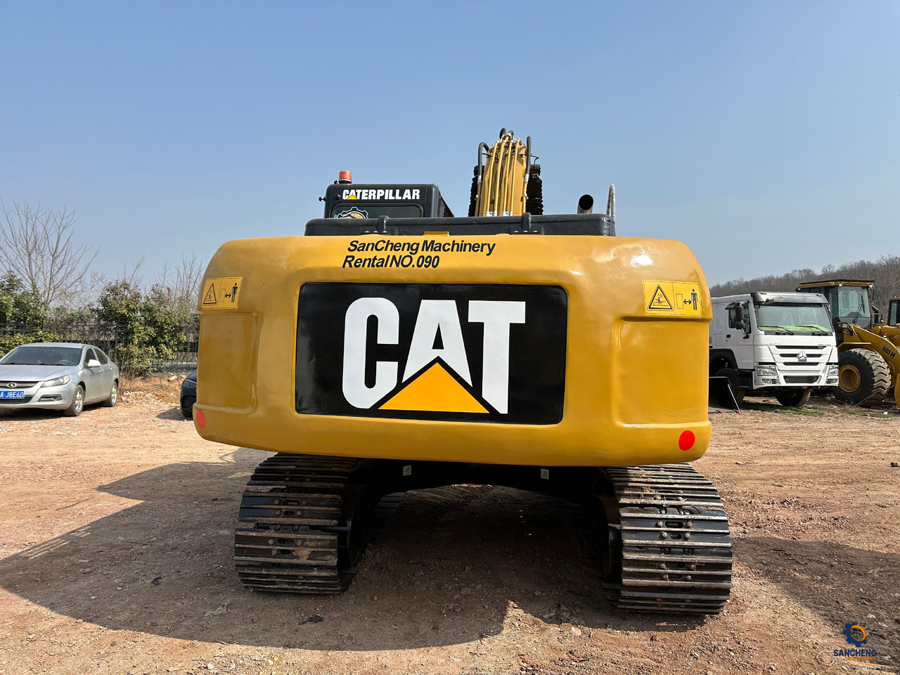 CATERPILLAR 320D2L - 크롤러 굴삭기 : 사진 4 CATERPILLAR 320D2L - 크롤러 굴삭기 : 사진 4