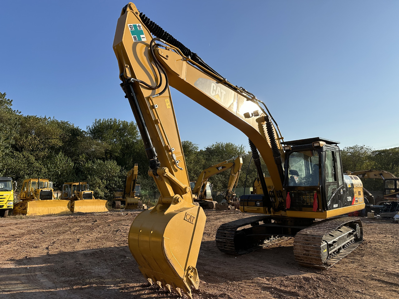 CATERPILLAR 320DL - 크롤러 굴삭기 : 사진 4 CATERPILLAR 320DL - 크롤러 굴삭기 : 사진 4
