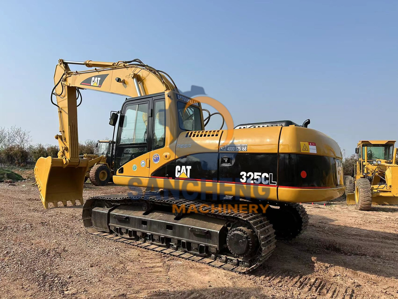 CATERPILLAR 325CL - 크롤러 굴삭기 : 사진 4 CATERPILLAR 325CL - 크롤러 굴삭기 : 사진 4