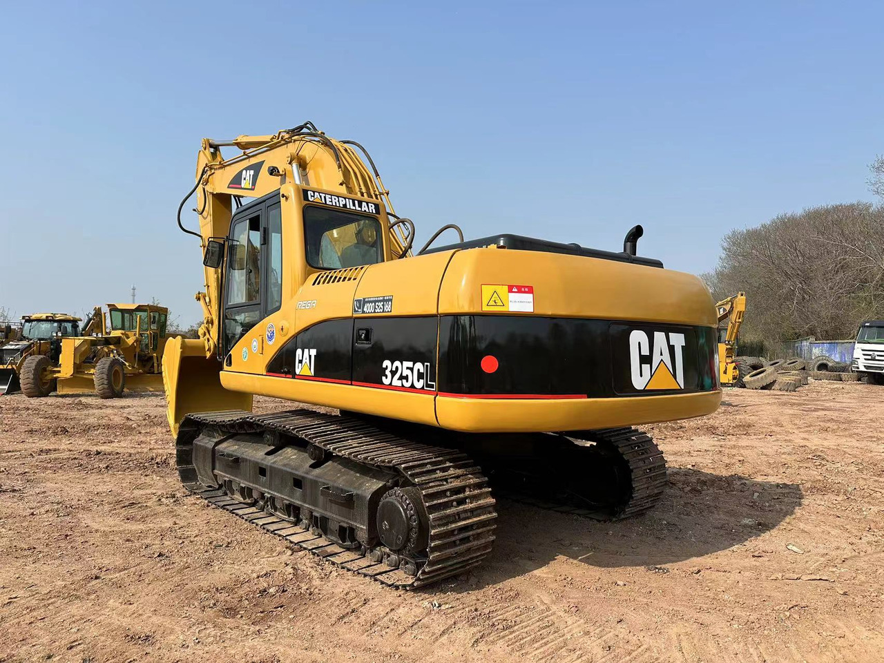 CATERPILLAR 325C - 크롤러 굴삭기 : 사진 5 CATERPILLAR 325C - 크롤러 굴삭기 : 사진 5