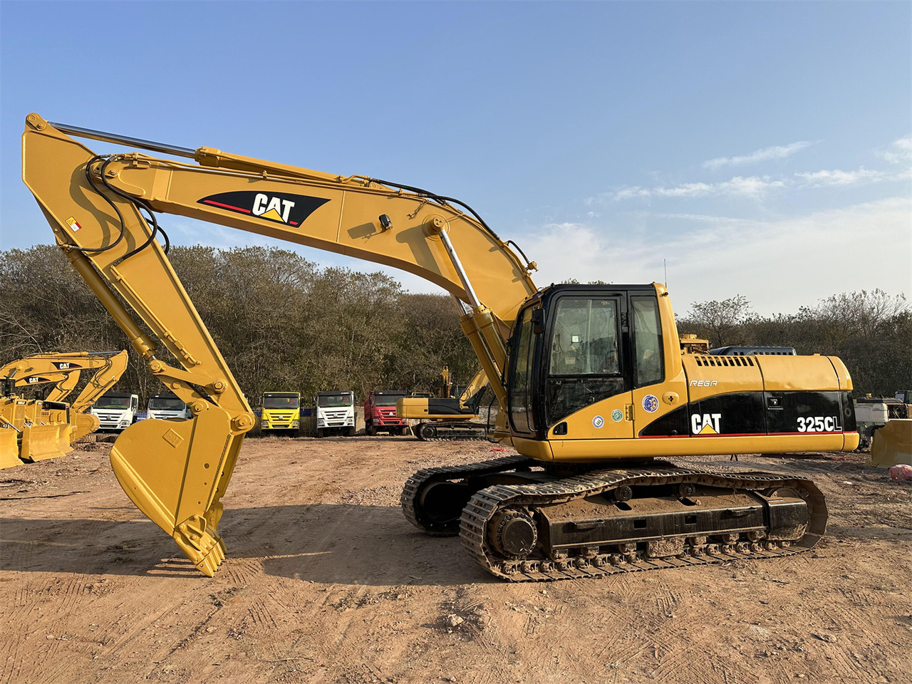 CATERPILLAR 325C - 크롤러 굴삭기 : 사진 3 CATERPILLAR 325C - 크롤러 굴삭기 : 사진 3