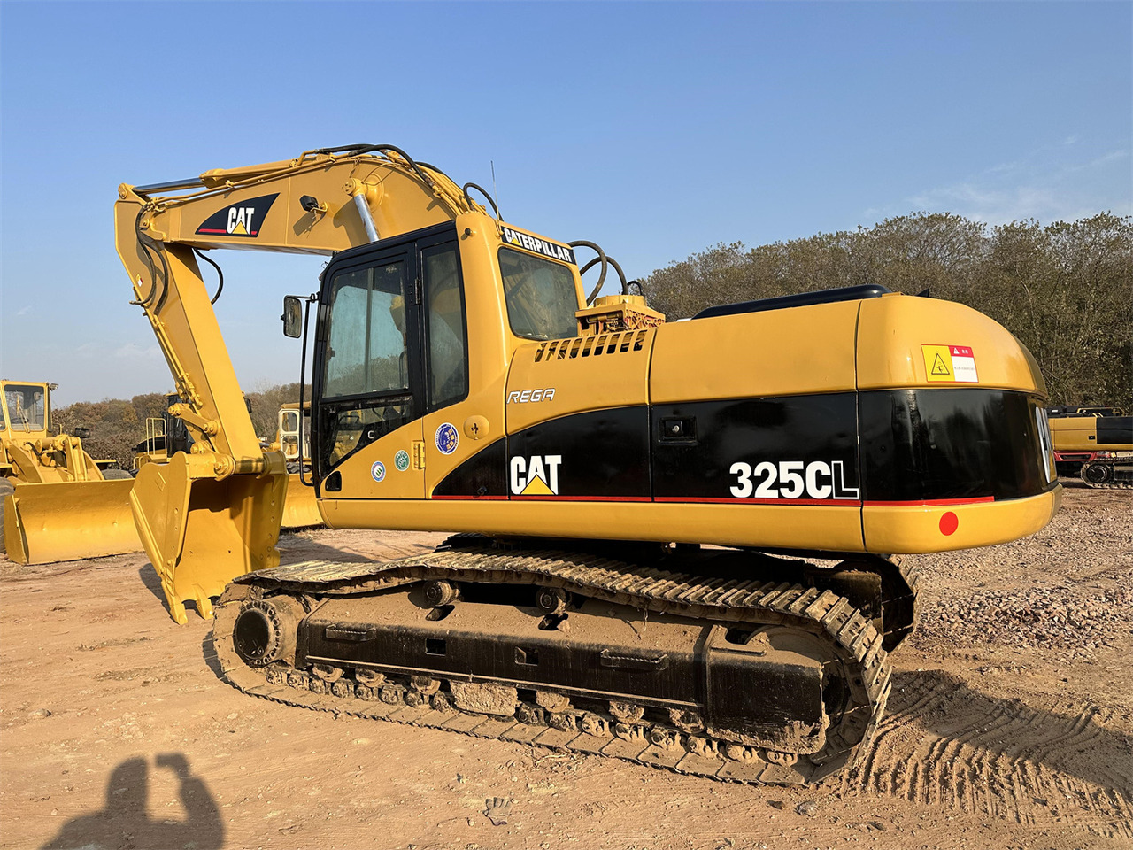CATERPILLAR 325C - 크롤러 굴삭기 : 사진 2 CATERPILLAR 325C - 크롤러 굴삭기 : 사진 2