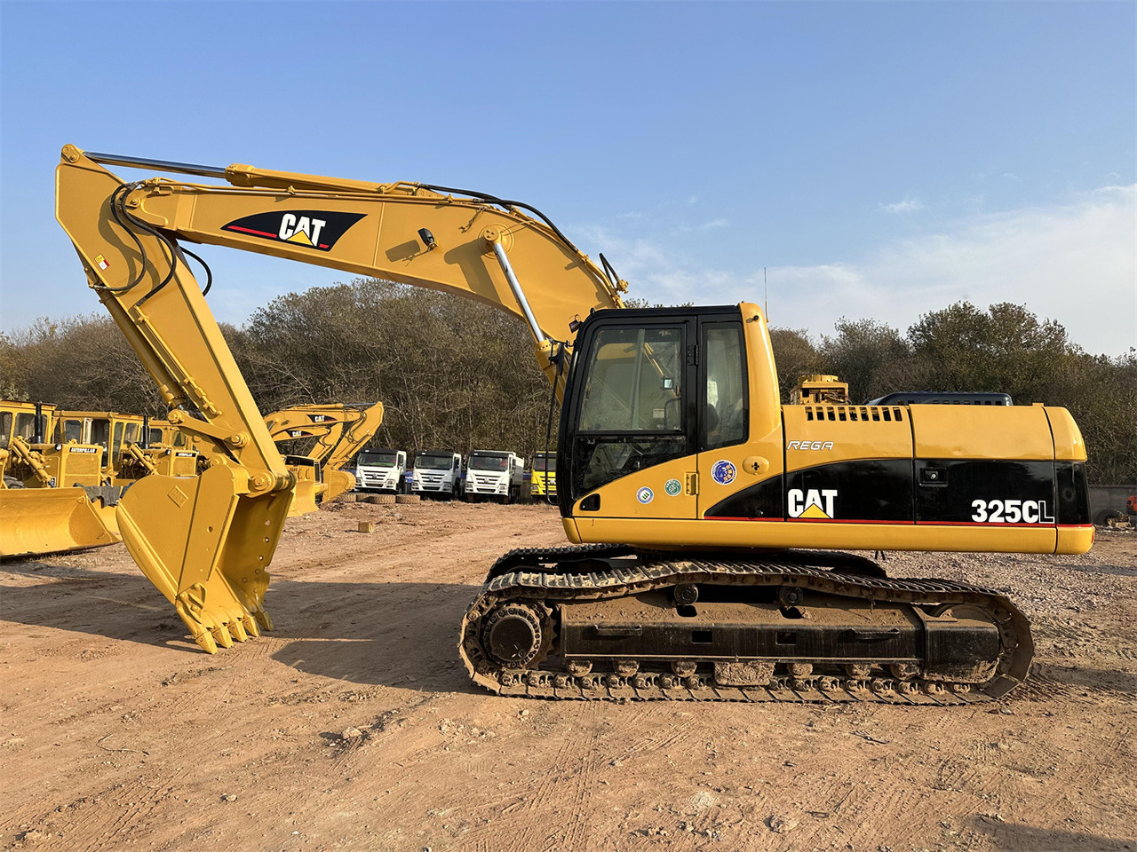 CATERPILLAR 325C - 크롤러 굴삭기 : 사진 1 CATERPILLAR 325C - 크롤러 굴삭기 : 사진 1