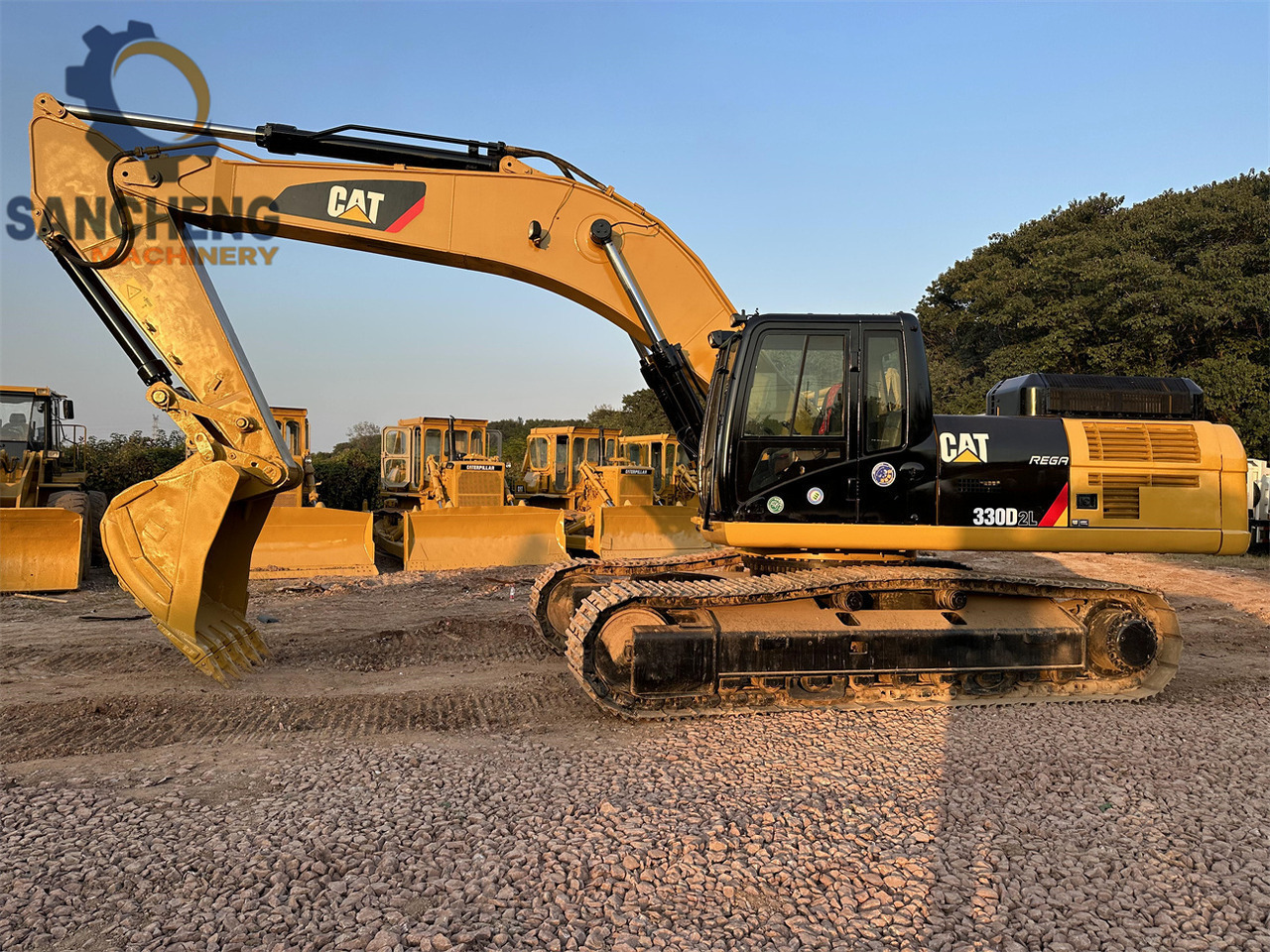CATERPILLAR 330D2L - 크롤러 굴삭기 : 사진 2 CATERPILLAR 330D2L - 크롤러 굴삭기 : 사진 2