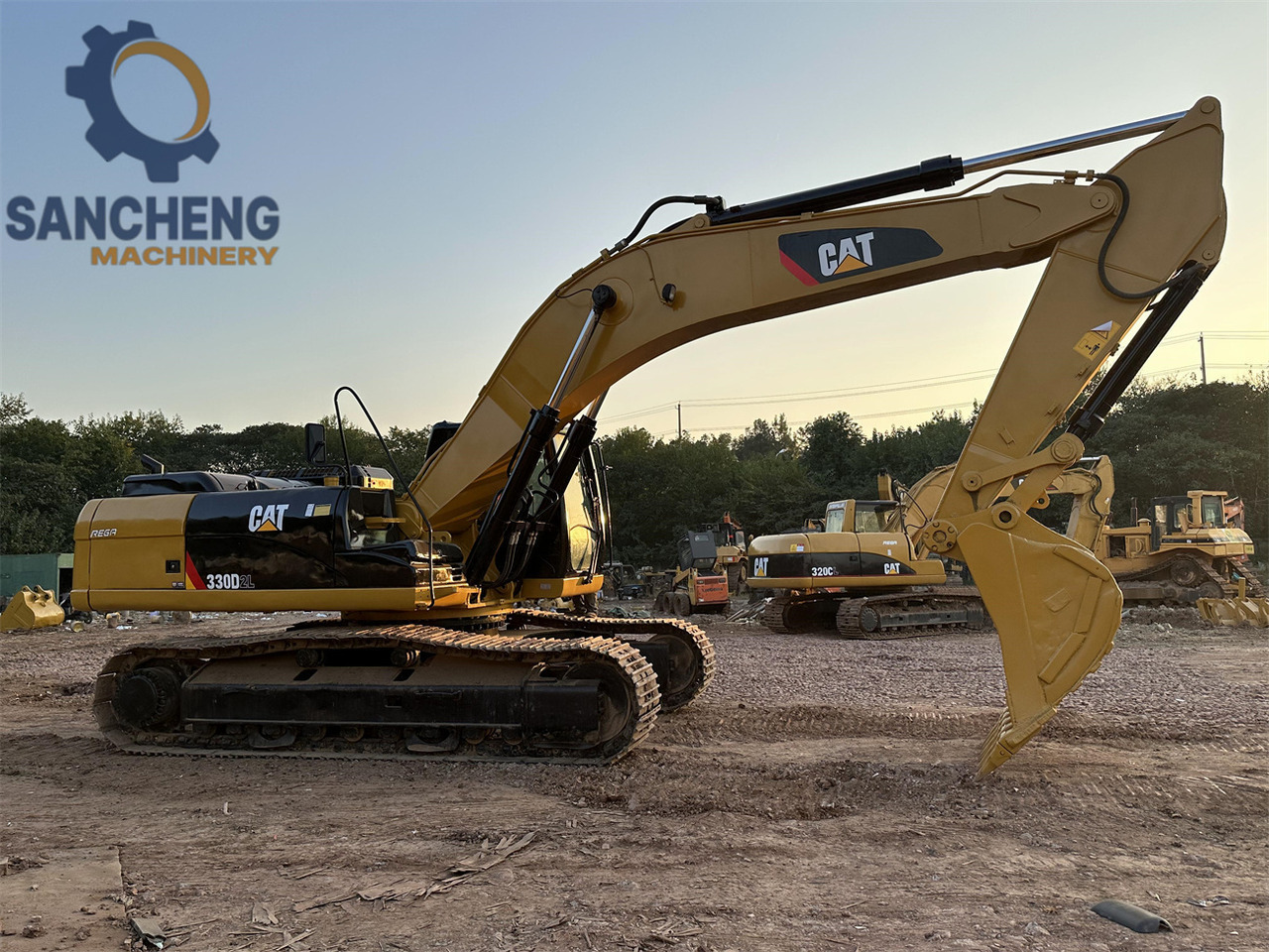 CATERPILLAR 330D2L - 크롤러 굴삭기 : 사진 1 CATERPILLAR 330D2L - 크롤러 굴삭기 : 사진 1