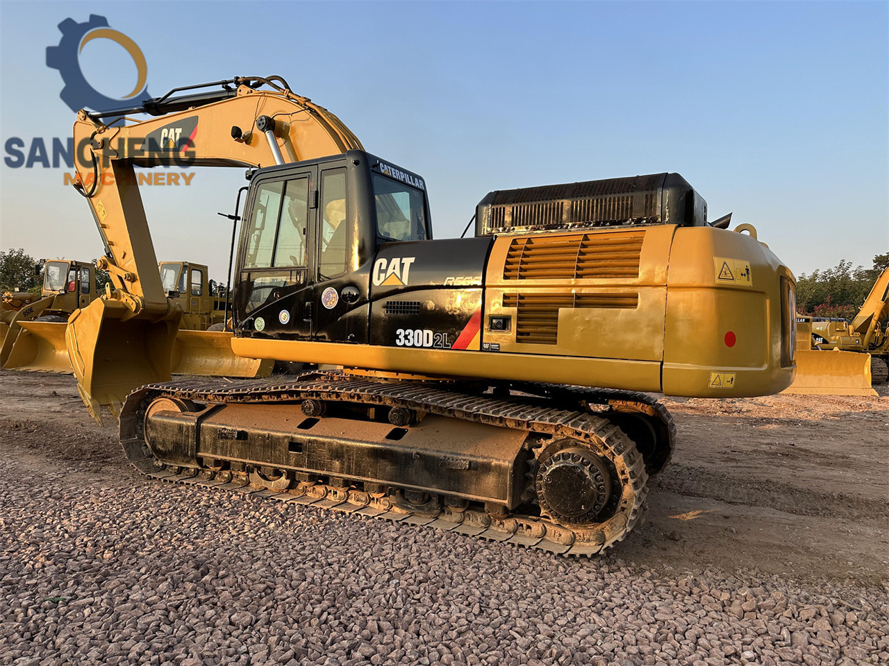 CATERPILLAR 330D2L - 크롤러 굴삭기 : 사진 5 CATERPILLAR 330D2L - 크롤러 굴삭기 : 사진 5
