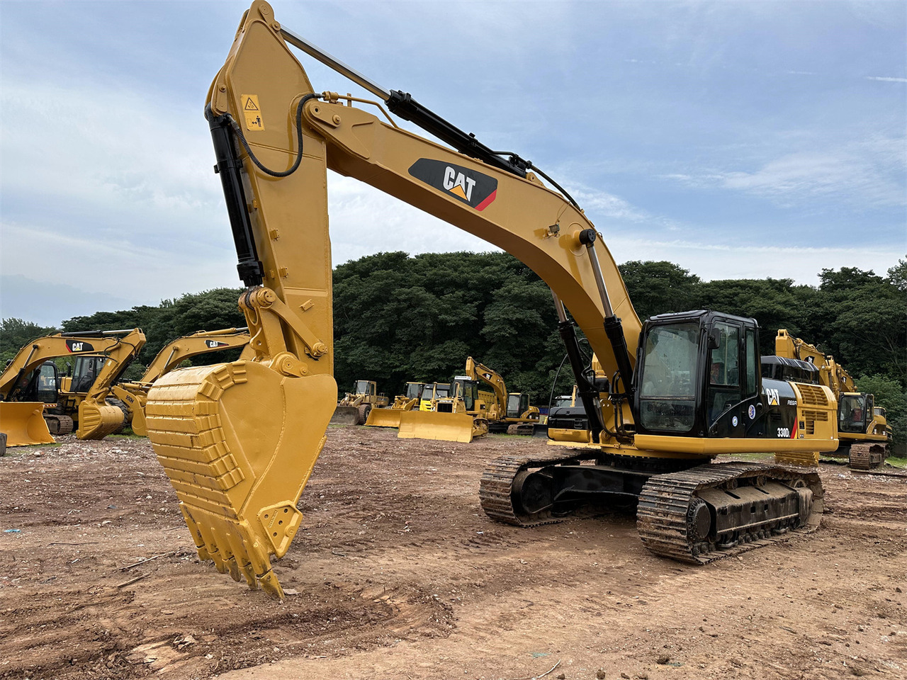 크롤러 굴삭기 CATERPILLAR 330DL : 사진 9