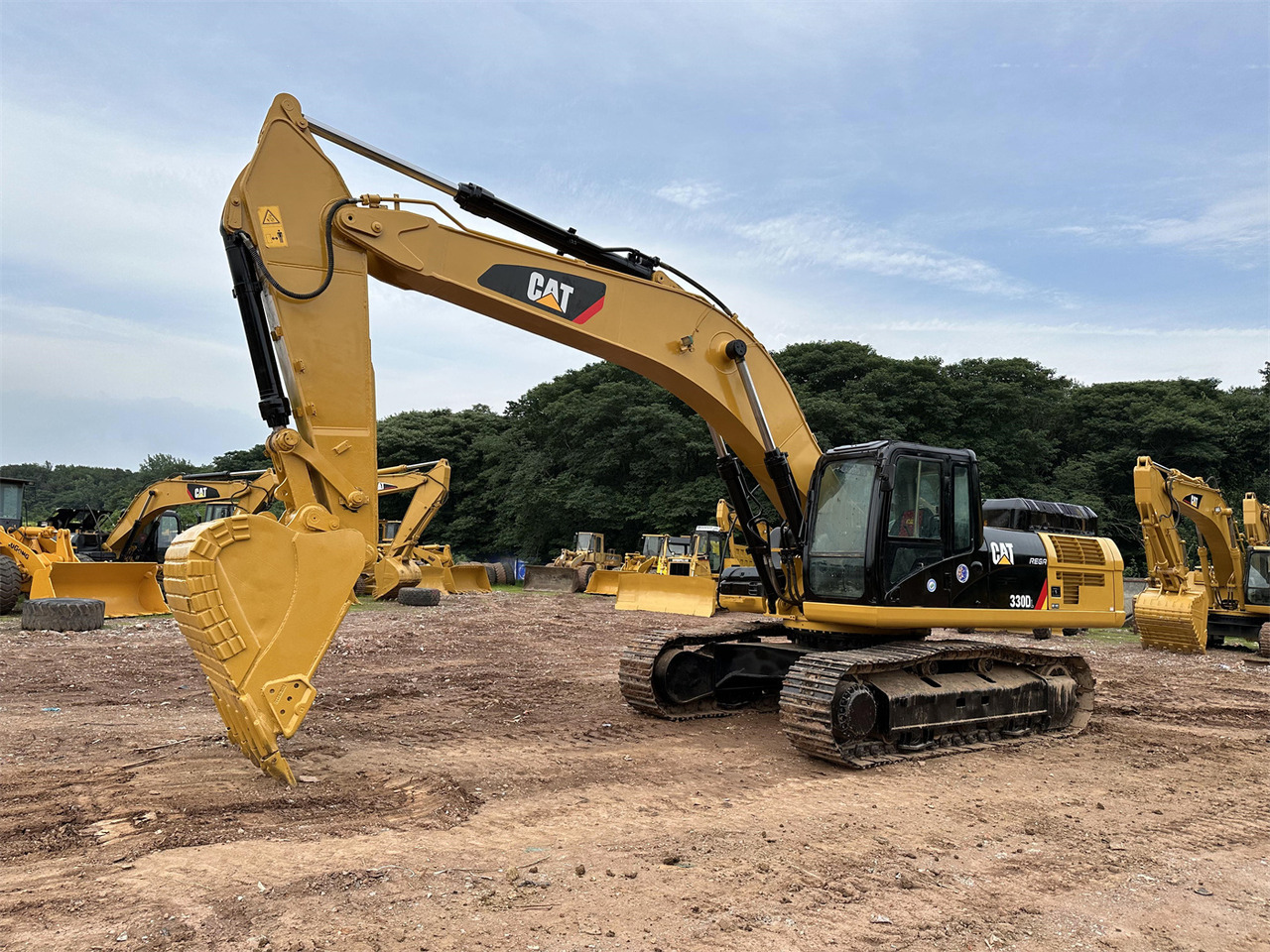 크롤러 굴삭기 CATERPILLAR 330DL : 사진 10